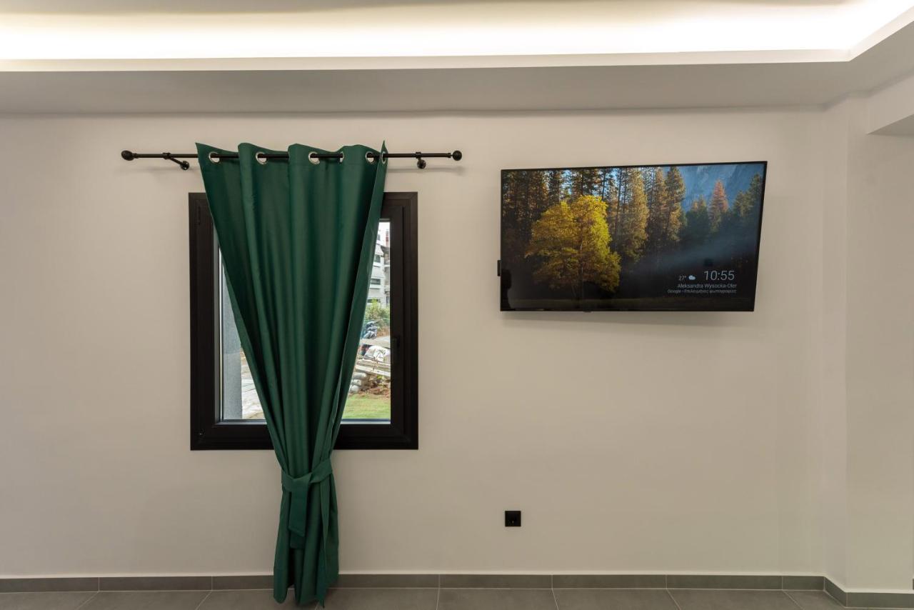 Frourio Lodge Α1 Lárisa Eksteriør bilde